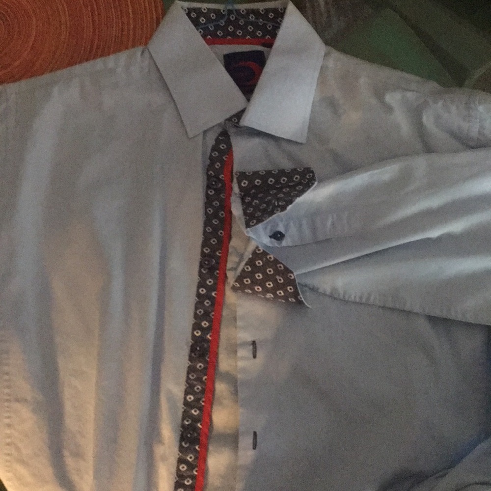 Men’s long sleeve button down shirt